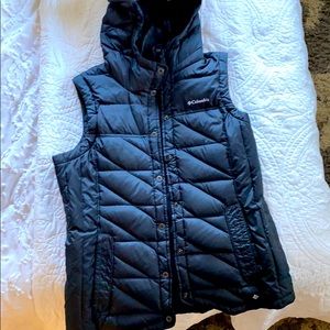 Columbia puffer vest